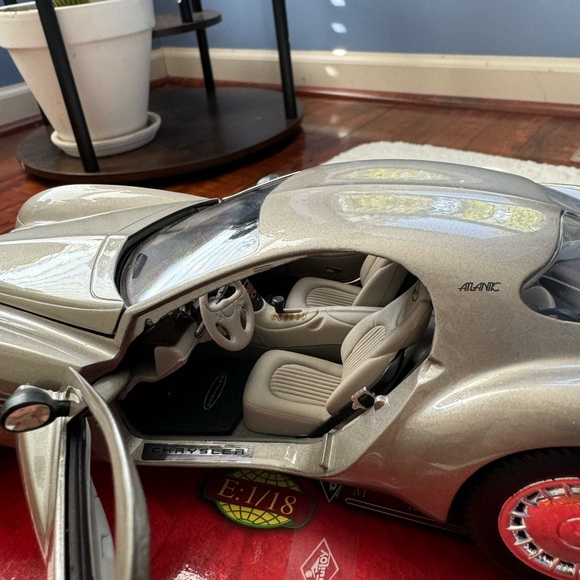 GuiToy Miniatures Collection Die
Visitar >
Cast Metal Top Line Chrysler... - Picture 2 of 10